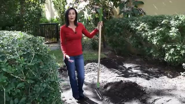 How to Spread Topsoil смотреть онлайн