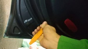 Замена ограничителя двери на KIA ceed - Replacing the door stop on KIA ceed