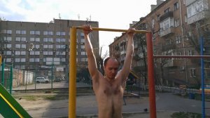С чего начать турник - как научиться подтягиваться | обучалка по подтягиваниям с нуля