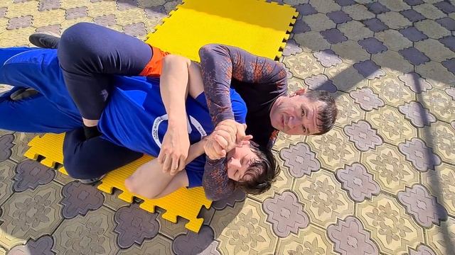 Самый простой бросок со спины смотреть онлайн