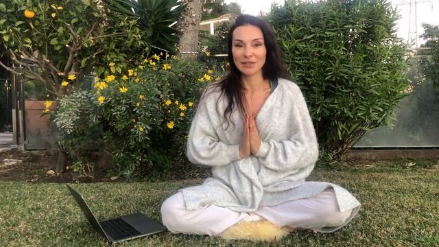 Как начинать занятие. Мантры. смотреть онлайн