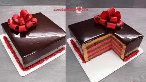 Шоколадный муссовый торт "Подарок" | Шоколадный бисквит, ягодный мусс | LoveCookingRu