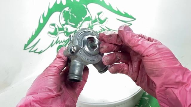 Корпус термостата Honda VFR800 Interceptor 19310-MCW-000/19300-MBG-003 смотреть онлайн