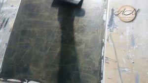 Черный мрамор с золотом