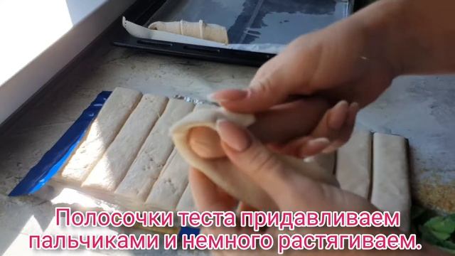 Сосиски в тесте за 20 минут, проще не бывает. Из покупного теста и без раскатки. Вкусно и просто.