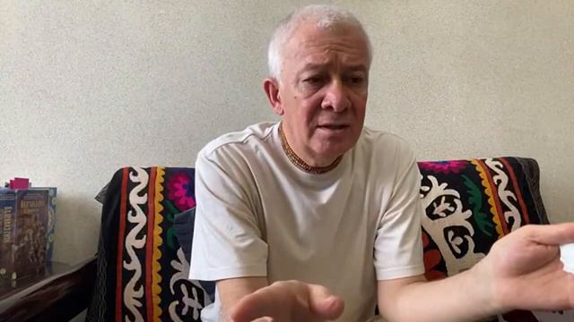 400 000 форм человеческой жизни - как они различаются? - ЕМ Чайтанья Чандра Чаран прабху смотреть онлайн