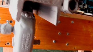 Отличный лифт для циркулярки, из старой ручной дрели.