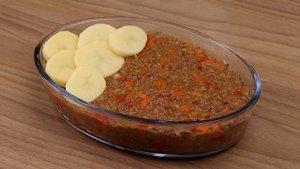 Фарш с овощами и картофелем. Настолько вкусно, что я готовлю его постоянно!