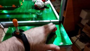 Игровой автомат с игрушками  хватайка своими руками