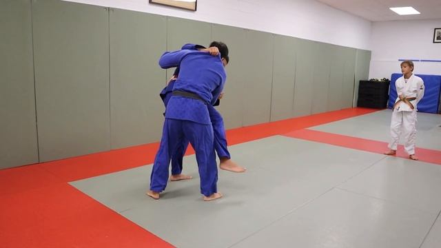 The Truth Is In The Throw - Devastating 3 move Judo Throw Combo Using Fakes смотреть онлайн
