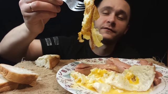 МУКБАНГ | ЯИЧНИЦА С ОСЬМИНОГАМИ | MUKBANG ? RUSSIA ??