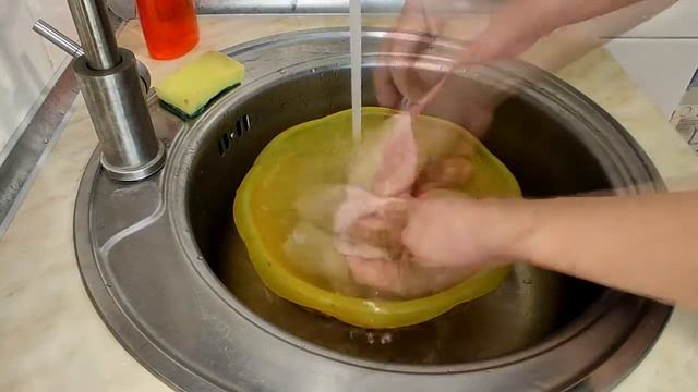 ★ Итальянский суп с кальмарами. Томатный суп с кальмаром. смотреть онлайн