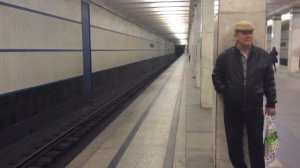 Станция метро "Академическая" // 19 апреля 2019 года