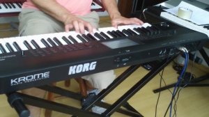 KORG KROME 61 , DEMO NA CLASSIC KEYBOARDS