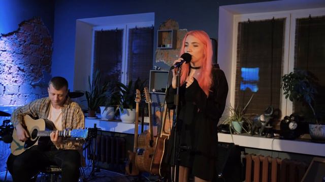 Кавер на Yoo Kihyun ( Monsta X ) - 부나비 (The Tiger Moth) смотреть онлайн