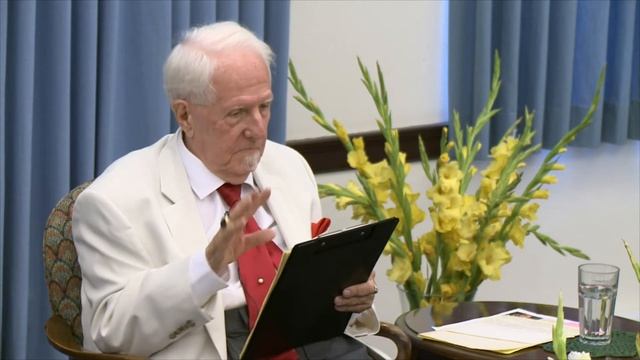 Stephan Hoeller: Blavatsky and the Once and Future Gnosis смотреть онлайн