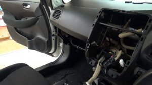 NISSAN LEAF AZEO 2013-2017г. установка авто-сигнализации PANDORA в г.Хабаровск