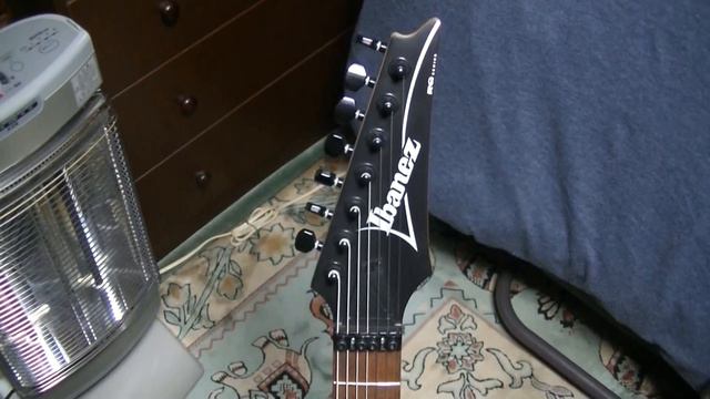 Ibanez　RG７４２０Z－WK смотреть онлайн