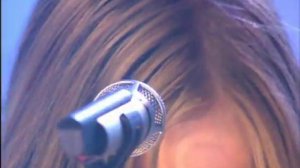 Avril Lavigne - My Happy Ending (TOTP Germany 07/17/2004)