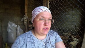 Как отучить курицу высиживать яйца?