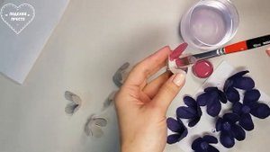 Поделки из вторсырья - цветы из яичного лотка