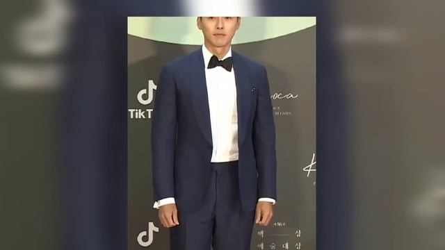 BIG REVELATION AT THE BAEKSANG ARTS AWARDS|Just4Fun смотреть онлайн
