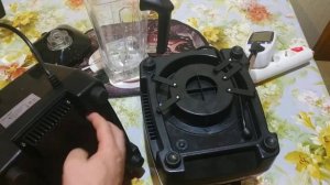 Блендер   JUST BUY  с алиэкспресс не покупай пока не посмотришь.