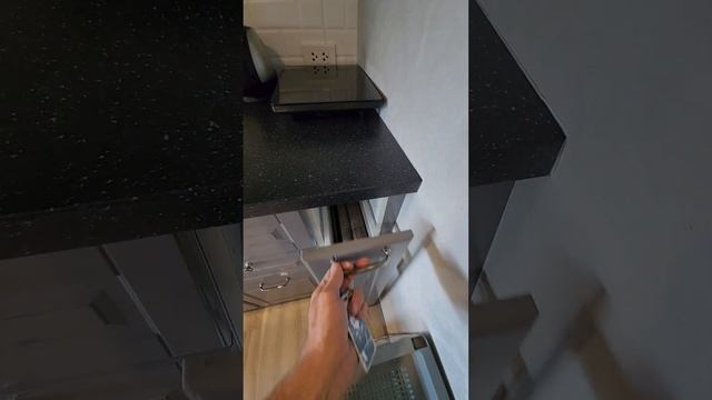 Примерно так происходит приём квартиры после того как уедут отдыхающие. смотреть онлайн