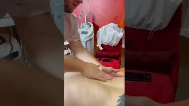 Одно из важных частей массажа растирание. #классическиймассаж