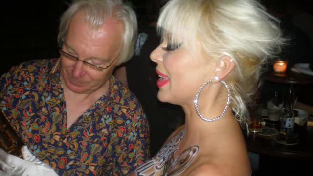 MONIQUE COVET-BILL WILLIAM WRIGHT-video:Paál László-PUBLIC PUB