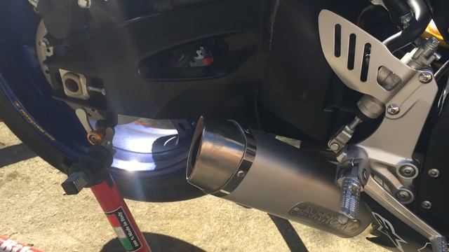Suzuki GSX-R 600 K6 with Arrow exhaust
