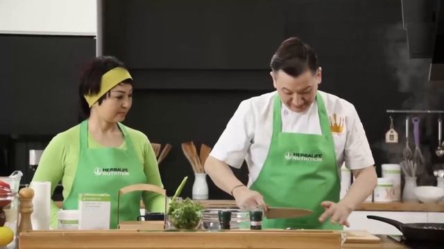Рамадан Рецепт приготовления «Грибного супа» из продуктов Herbalife Nutrition смотреть онлайн