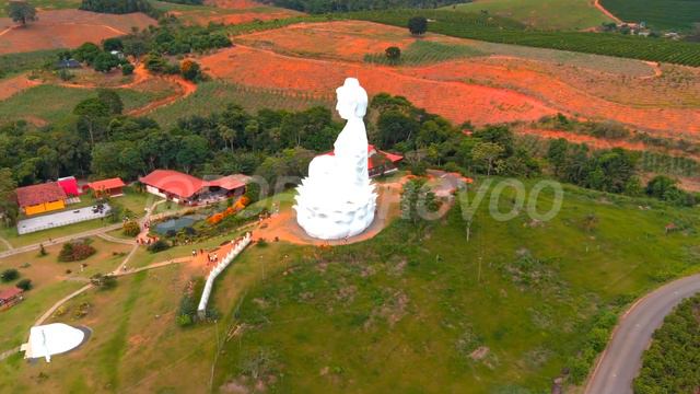 Mosteiro do Buda - Ibiraçu - ES drone Hubsan ace se Refinado смотреть онлайн
