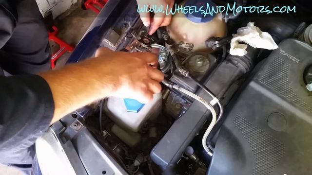 How to replace diesel fuel filter VW Golf Mk4 (Jetta, Bora)