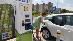 BMW I3 - нужен ли вам электромобиль?! Плюсы и минусы, зарядка и устройство ЭЛЕКТРОКАРА