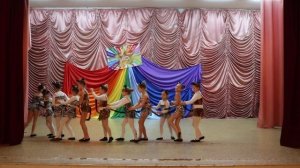 34 малая группа мини Кошки не похожи на людей сценический танец