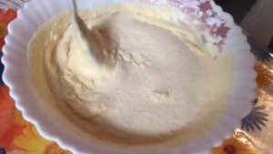 Вкусные и пышные кексы из манки