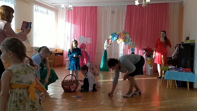 Поздравление с 8 марта от группы "Улыбка" || Д/с "Рябинка" г.Клинцы смотреть онлайн