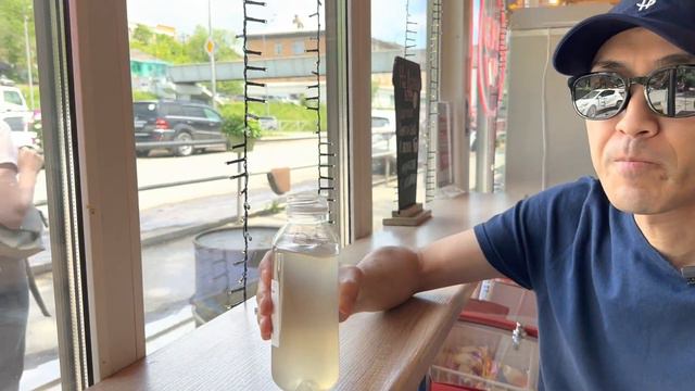 【絶望ロシア生活】食レポ下手コンビが斬る、ロシアのファストフード