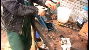 Усовершенствование подкатного домкрата с помощью болта и гайки