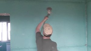 Грунтуем стыки, и швы гипсокартона