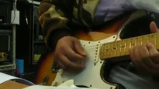 CORT STRACASTER WITH American standard pickup смотреть онлайн