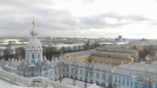 СП-б. Лестница на звонницу Смольного собора. 20.02.2022. смотреть онлайн