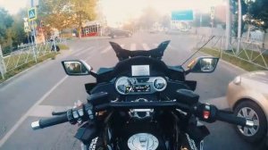Как ездить на большом мотоциле в городе? (bmw k1600b)