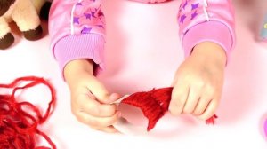 Маленькие ШАПОЧКИ из ниток ? Как сделать СВОИМИ РУКАМИ шапку Поделка для кукол