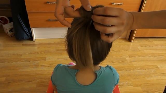 Бантик из волос Прически для девочек смотреть онлайн