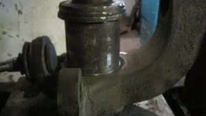 Замена подшипника ступици FORD CONNECT часть  3.