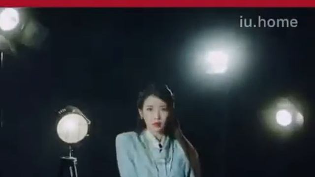 Iu Читает реп в своём клипе? #Iu #movie #kpop смотреть онлайн
