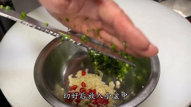 包菜這樣做太香了，很多人都沒有吃過，不炒不煎，上桌都搶著吃【留意美食】#包菜 #包菜食譜 #包菜料理 #cabbage