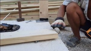 Стойки и ригеля для навеса под общей крышей.